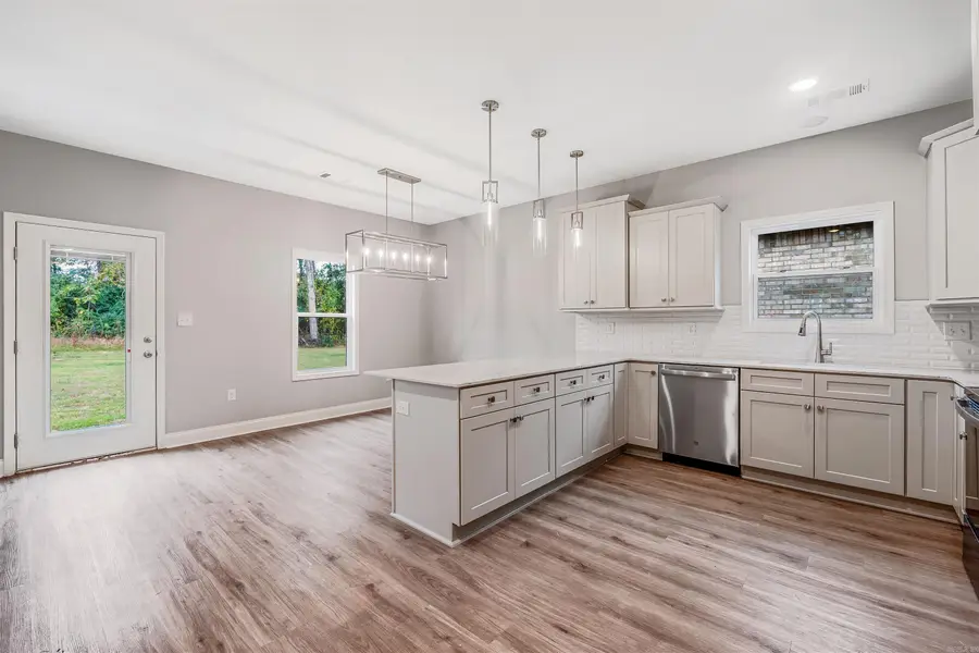 218 & 220 N Elm Street, Jacksonville, AR 72076 - Image #3