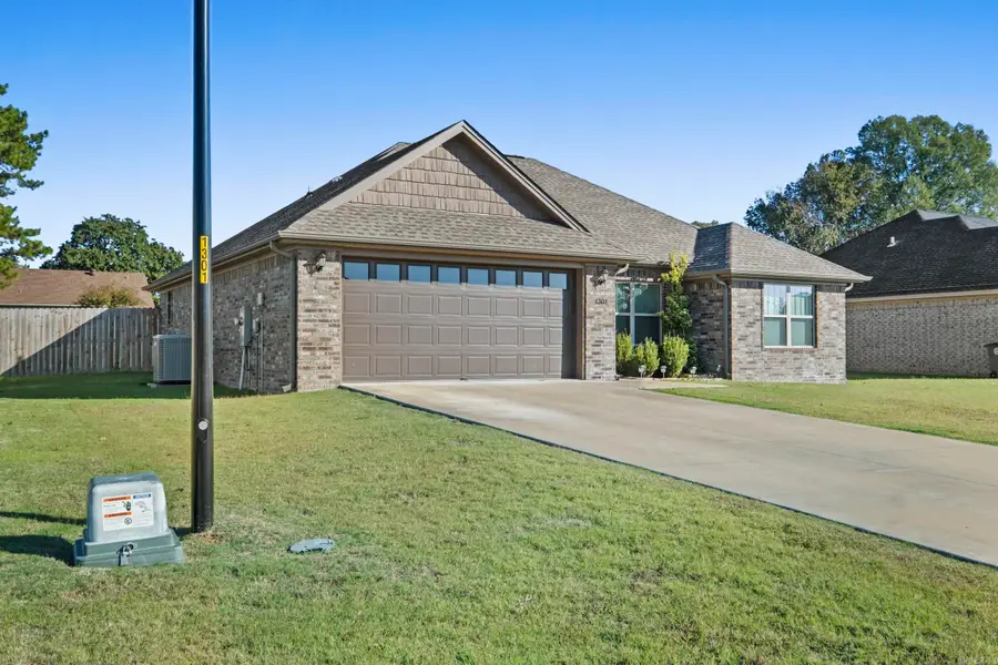 1301 Ridgefield Circle, Searcy, AR 72143 - Image #2