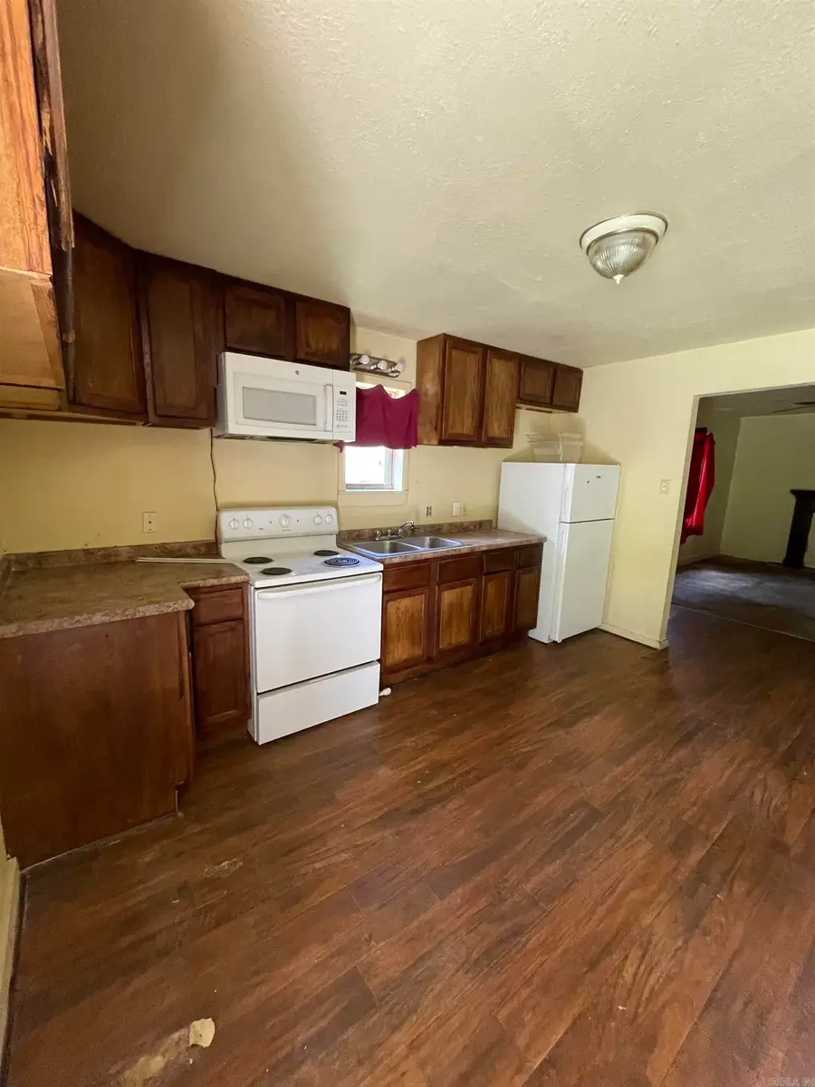 1105 Royal Street, Paragould, AR 72450 - Image #2