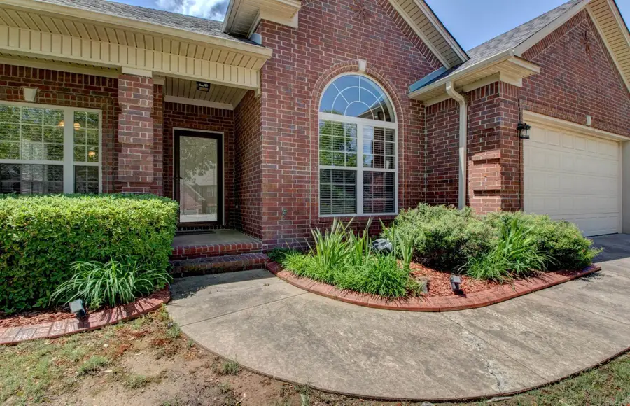 124 Mountain Valley Drive, Maumelle, AR 72113 - Image #3