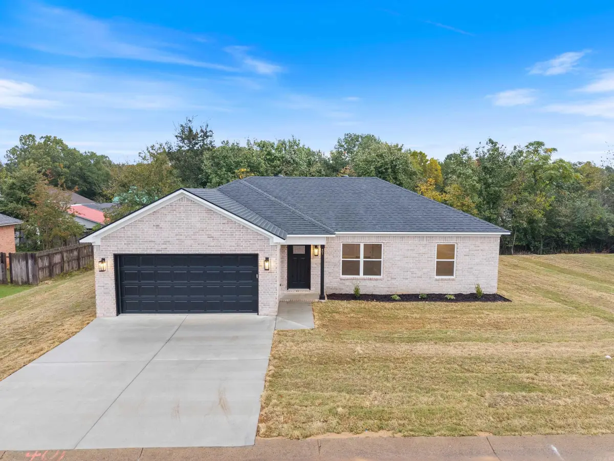 401 Parkway Avenue, Morrilton, AR 72110 - Image #1