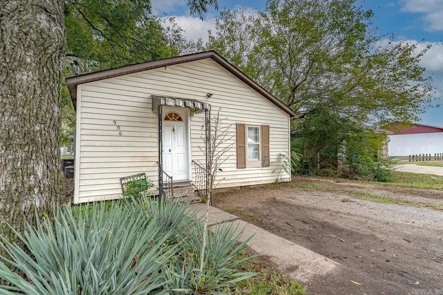 906 N Madison Street, Jonesboro, AR 72401 - Image #2