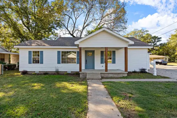 1069 Donaghey, Conway, AR 72034