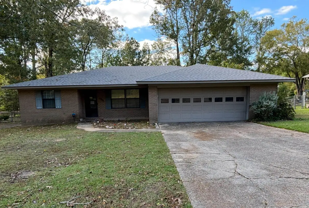 508 Carol Ave, El Dorado, AR 71730 - Image #1