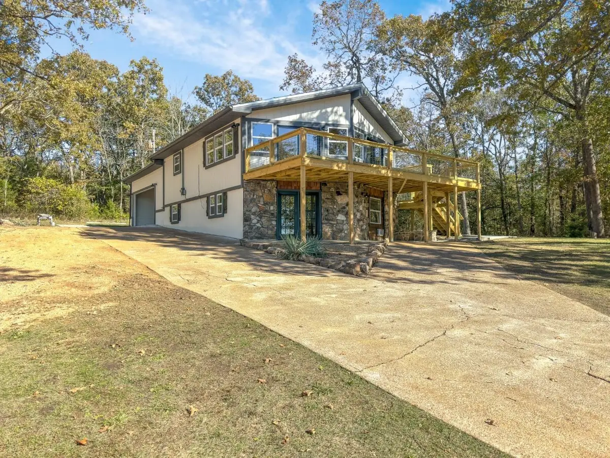 1506 E Emerald Cove Drive, Horseshoe Bend, AR 72512 - Image #1