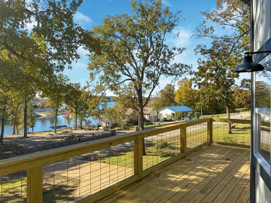 1506 E Emerald Cove Drive, Horseshoe Bend, AR 72512 - Image #2