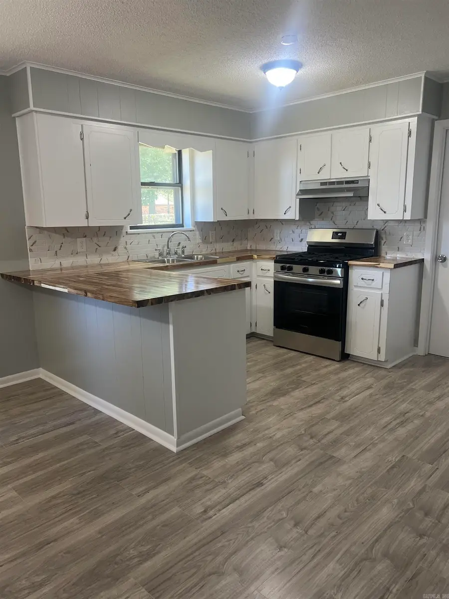 501 N Byrd Street, Crossett, AR 71635 - Image #3