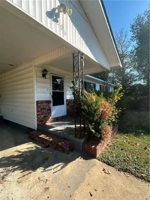206 N Erie, Russellville, AR 72801 - Image #3