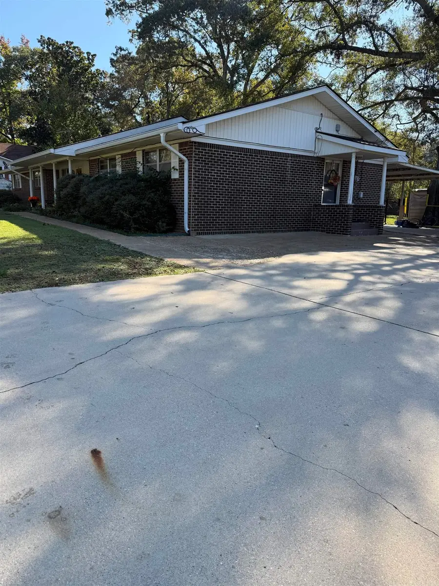 721 W College Street, Nashville, AR 71852 - Image #2