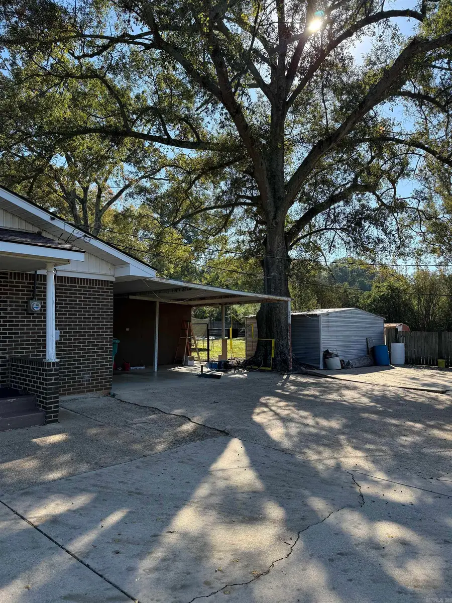 721 W College Street, Nashville, AR 71852 - Image #3