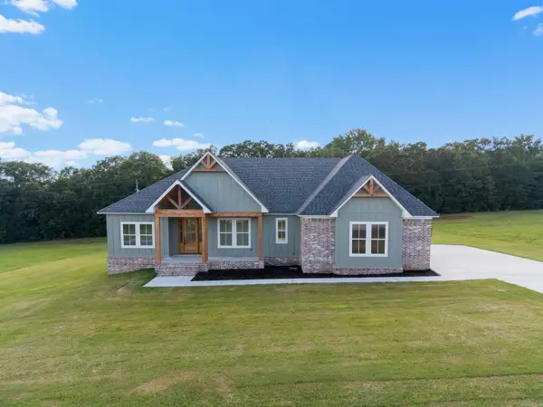 7 Avrey Lane, Greenbrier, AR 72058