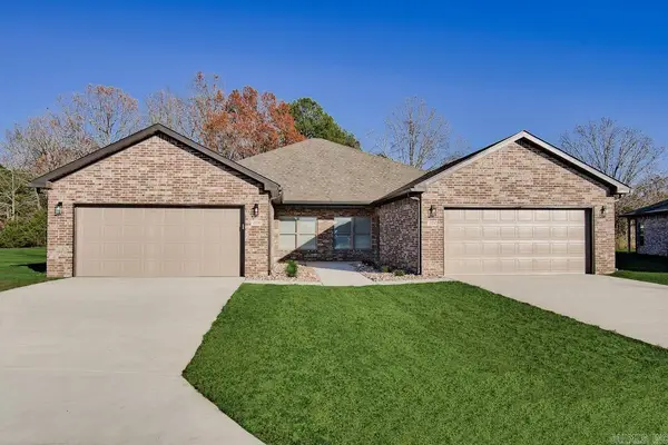 373 Turnberry Court, Mountain Home, AR 72653