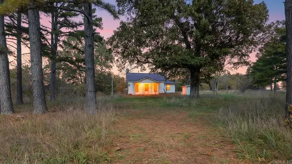 2427 M Highway, Koshkonong, MO 65692