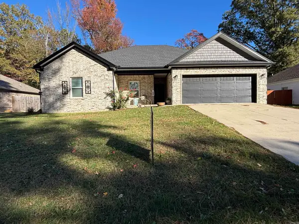 14 Raspberry Lane, Cabot, AR 72023