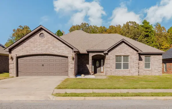 2209 Bent Tree Drive, Sherwood, AR 72120