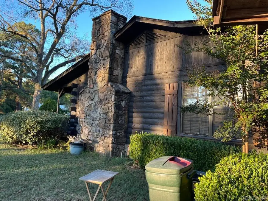 811 Chambersville Rd, Fordyce, AR 71742 - Image #2