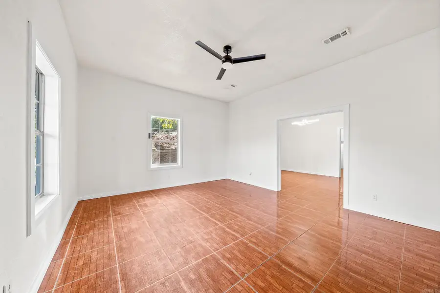 407 N 4th St Street, De Queen, AR 71832 - Image #3