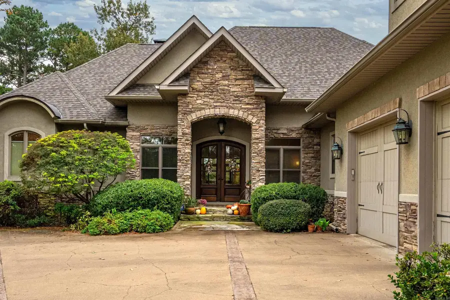 446 Lotus, Hot Springs, AR 71901 - Image #2