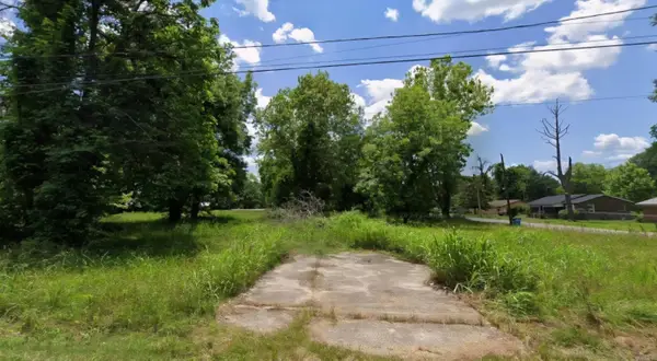 221 School Drive, Dermott, AR 71638