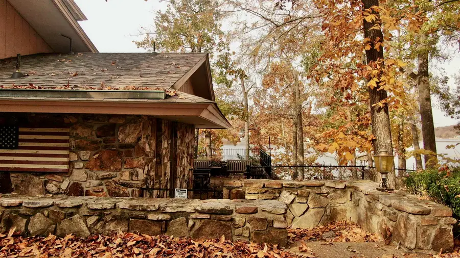 135 Iroquois Dr, Cherokee Village, AR 72529 - Image #3