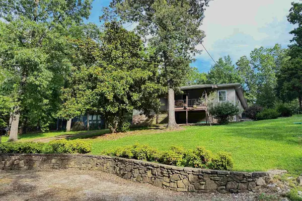 67 Powhatan Drive, Cherokee Village, AR 72529