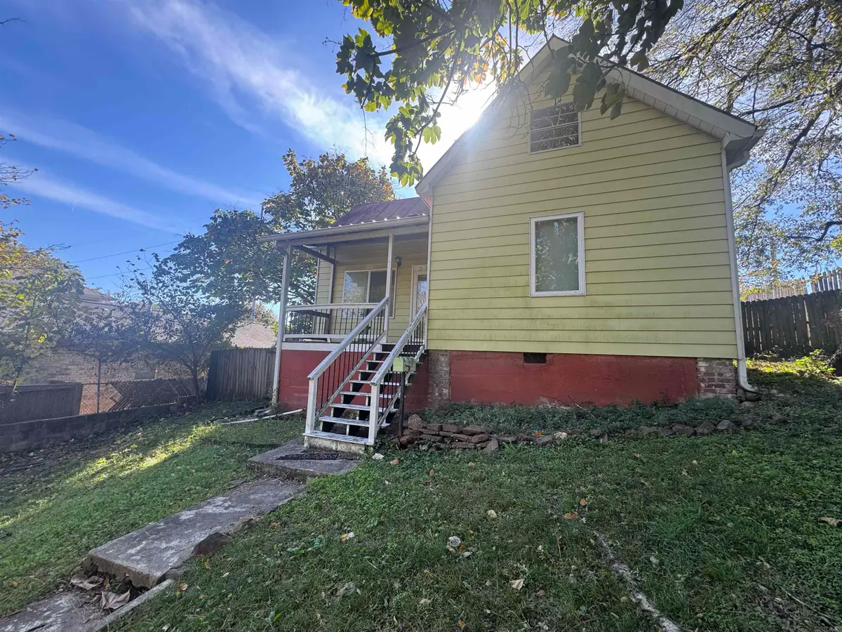 2613 W 6th Street, Little Rock, AR 72205 - Image #1