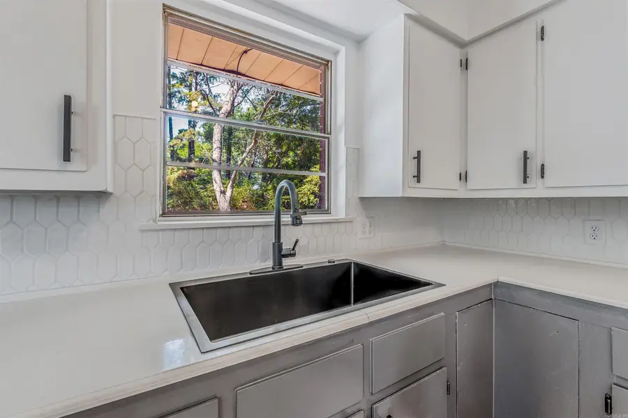 204 S Holly Street, Beebe, AR 72012 - Image #3