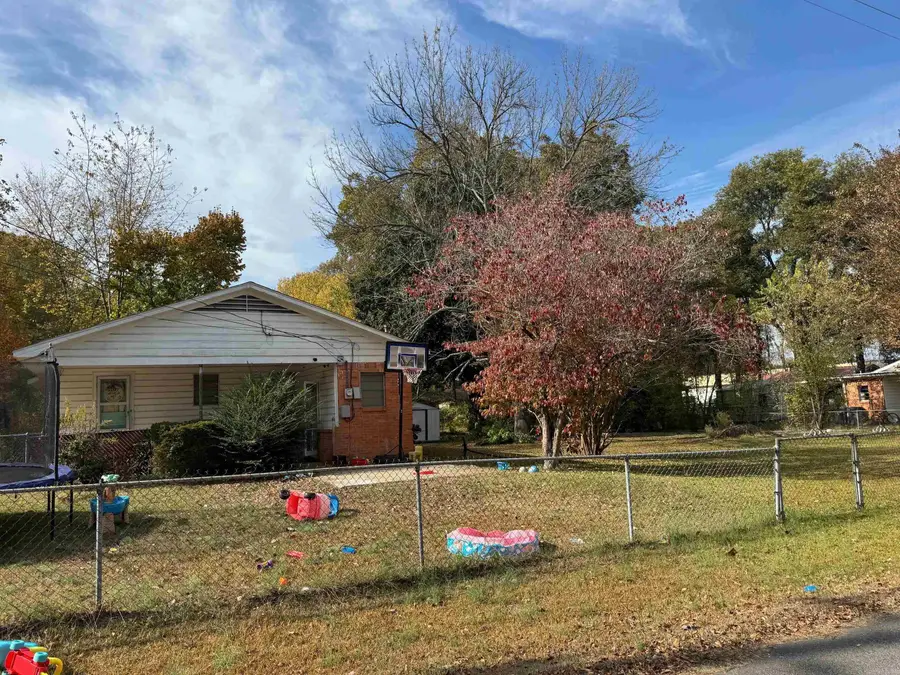 1204 Harton, Conway, AR 72032 - Image #3