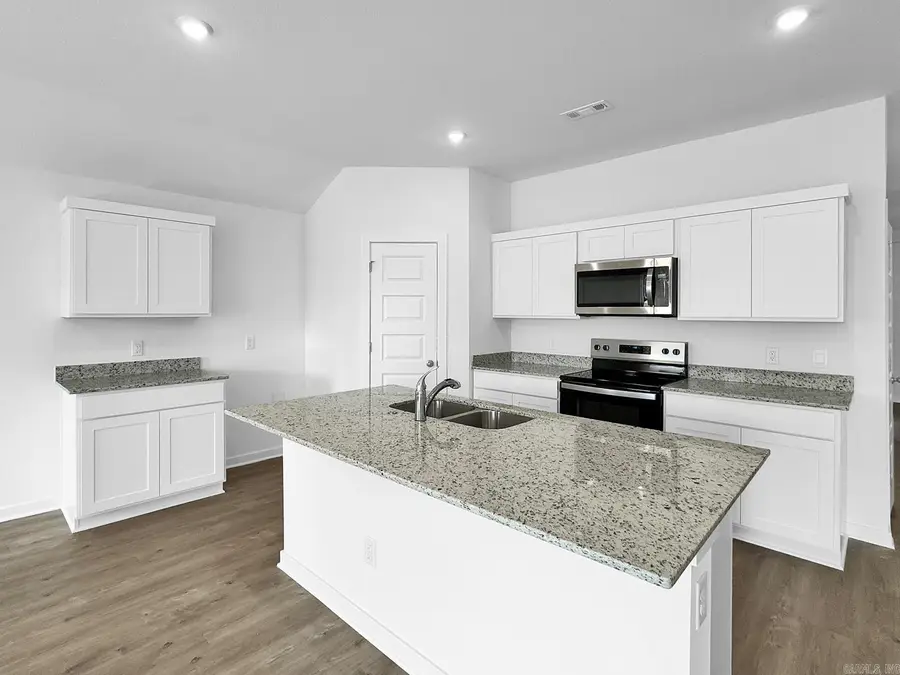 1519 Ridgefield Circle, Searcy, AR 72143 - Image #2