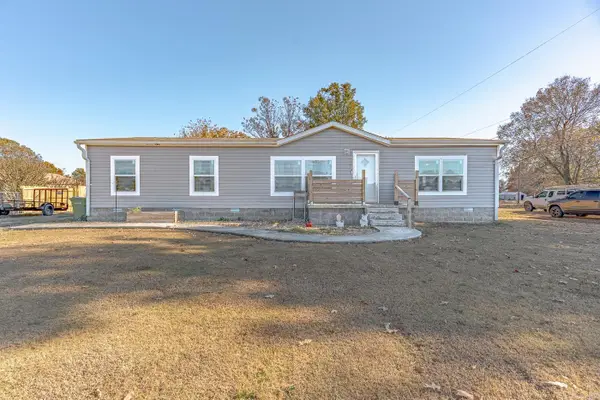 1111 SE Front St, Hoxie, AR 72433