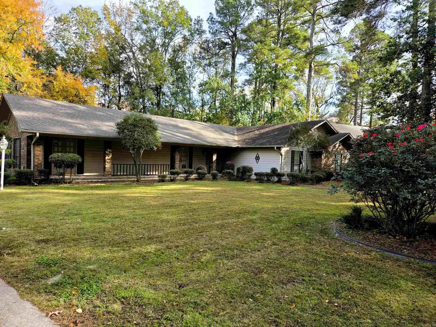 12 Elmwood Circle, Pine Bluff, AR 71603 - Image #3