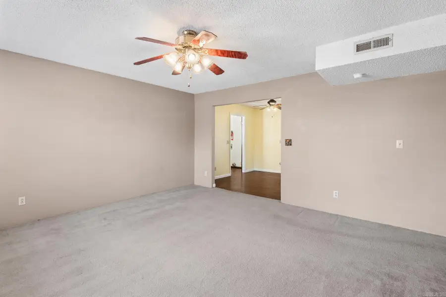 Address Withheld By Seller, Harrison, AR 72601 - Image #3