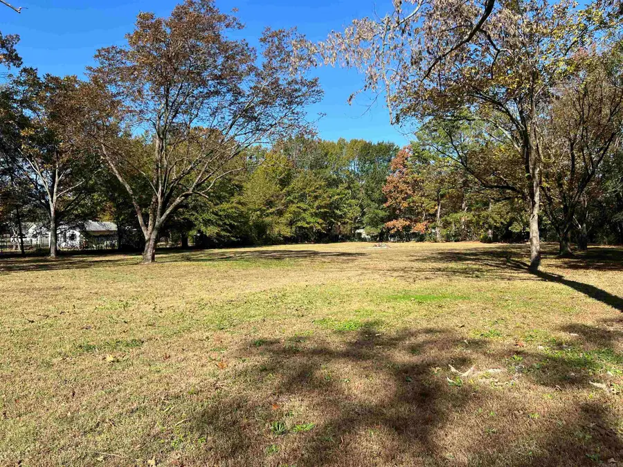 7101 Oxford Drive, Pine Bluff, AR 71602 - Image #3