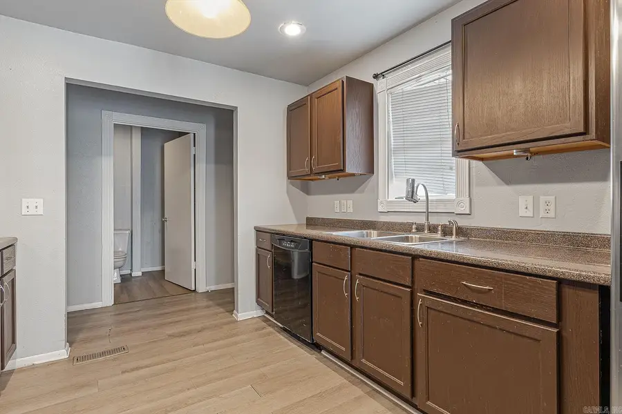 Address Withheld By Seller, Paragould, AR 72450 - Image #3