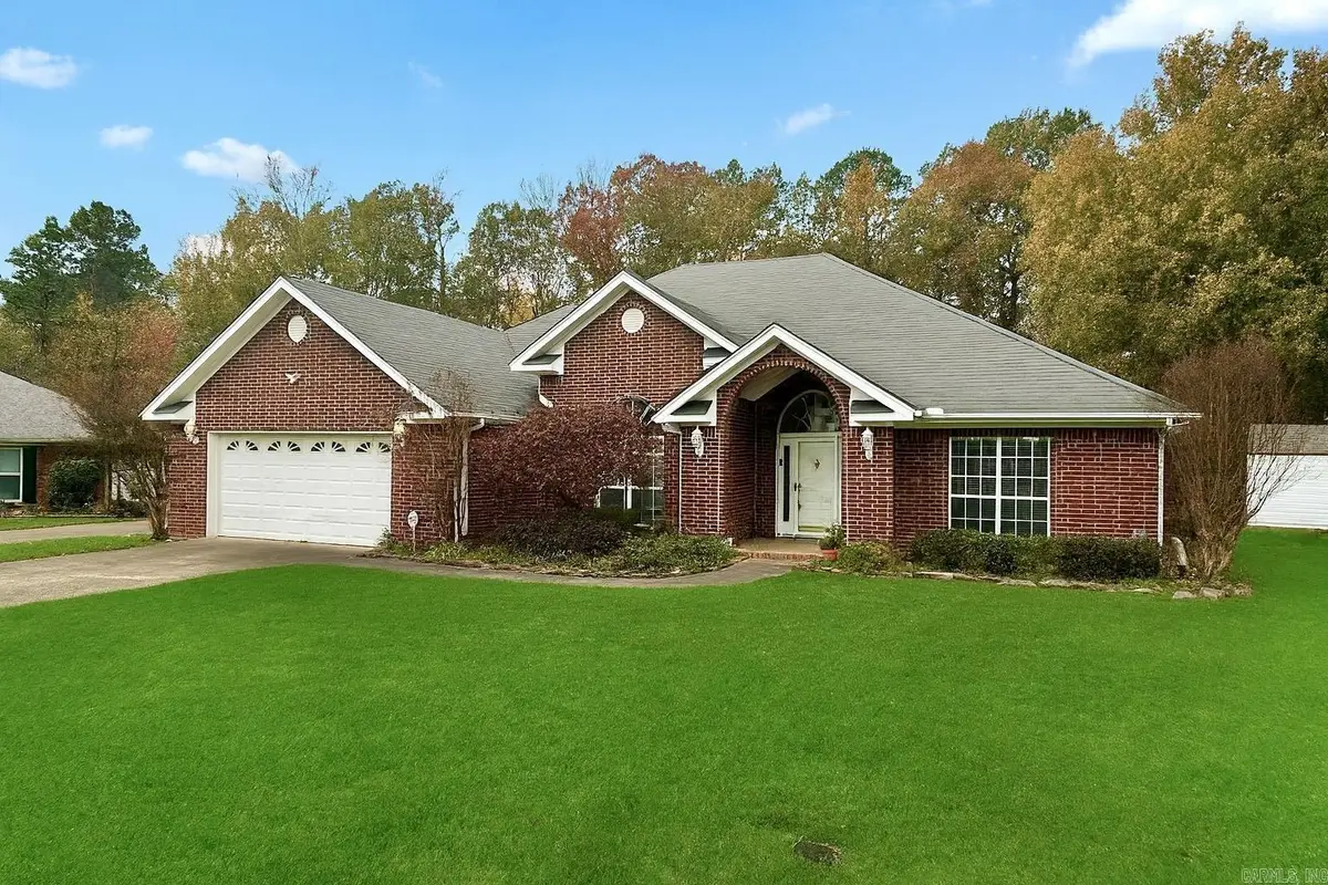 7 Blue Mountain Cv, Maumelle, AR 72113 - Image #1