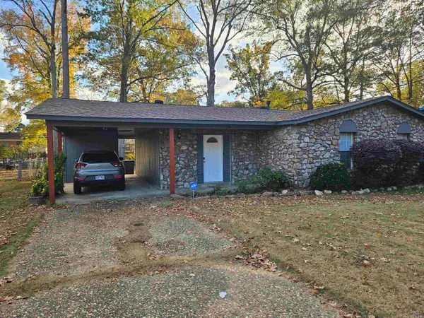 6101 Senate Drive, Little Rock, AR 72209