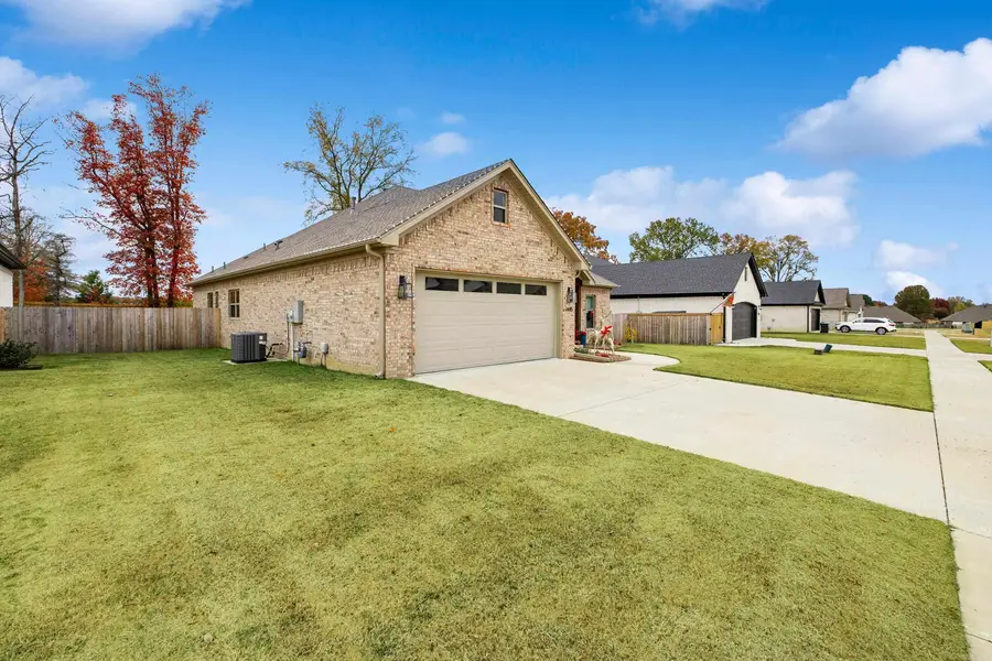 1445 Ivy Place Drive, Conway, AR 72034 - Image #3