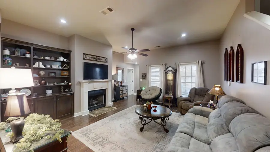1501 David Drive, Harrisburg, AR 72432 - Image #2