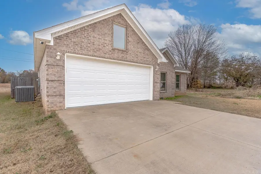 105 Redwood Drive, Bono, AR 72416 - #3