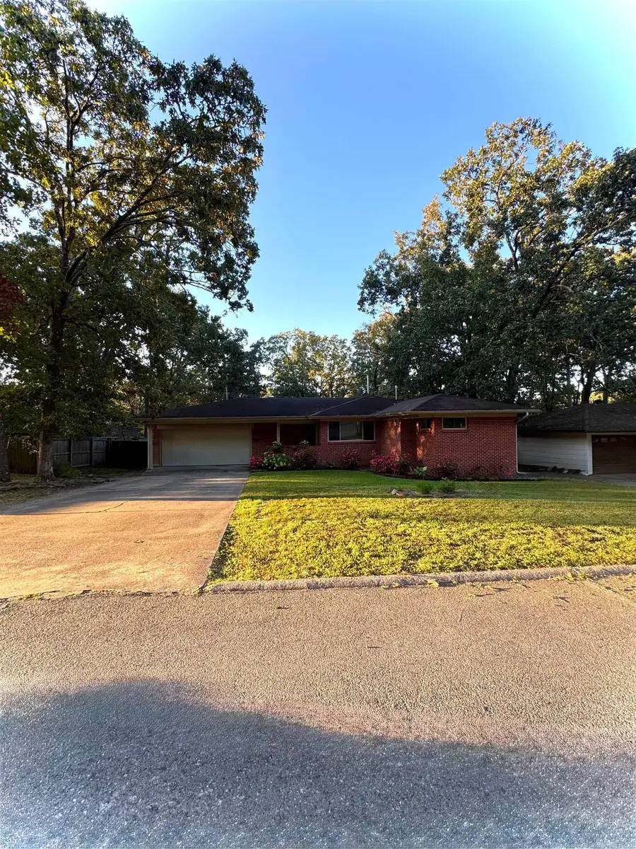 7303 Briarwood Drive, Little Rock, AR 72205 - Image #2