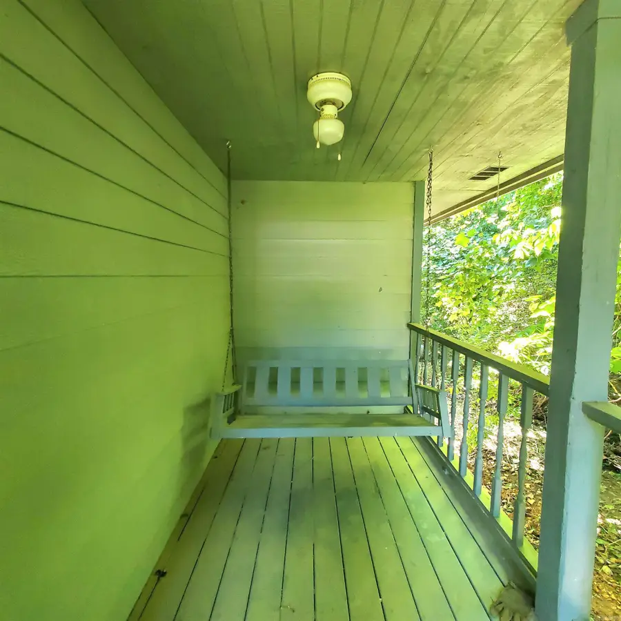 605A Alamo Drive, Mountain View, AR 72560 - #2