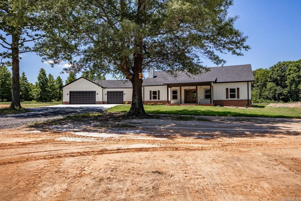 13 Middle St Street, Ward, AR 72176 - Image #1