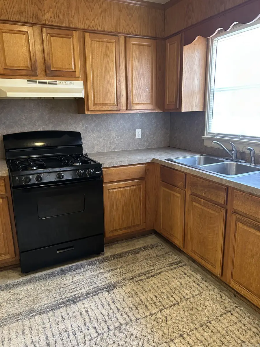 5 Phyllis Street, Pine Bluff, AR 71602 - Image #2