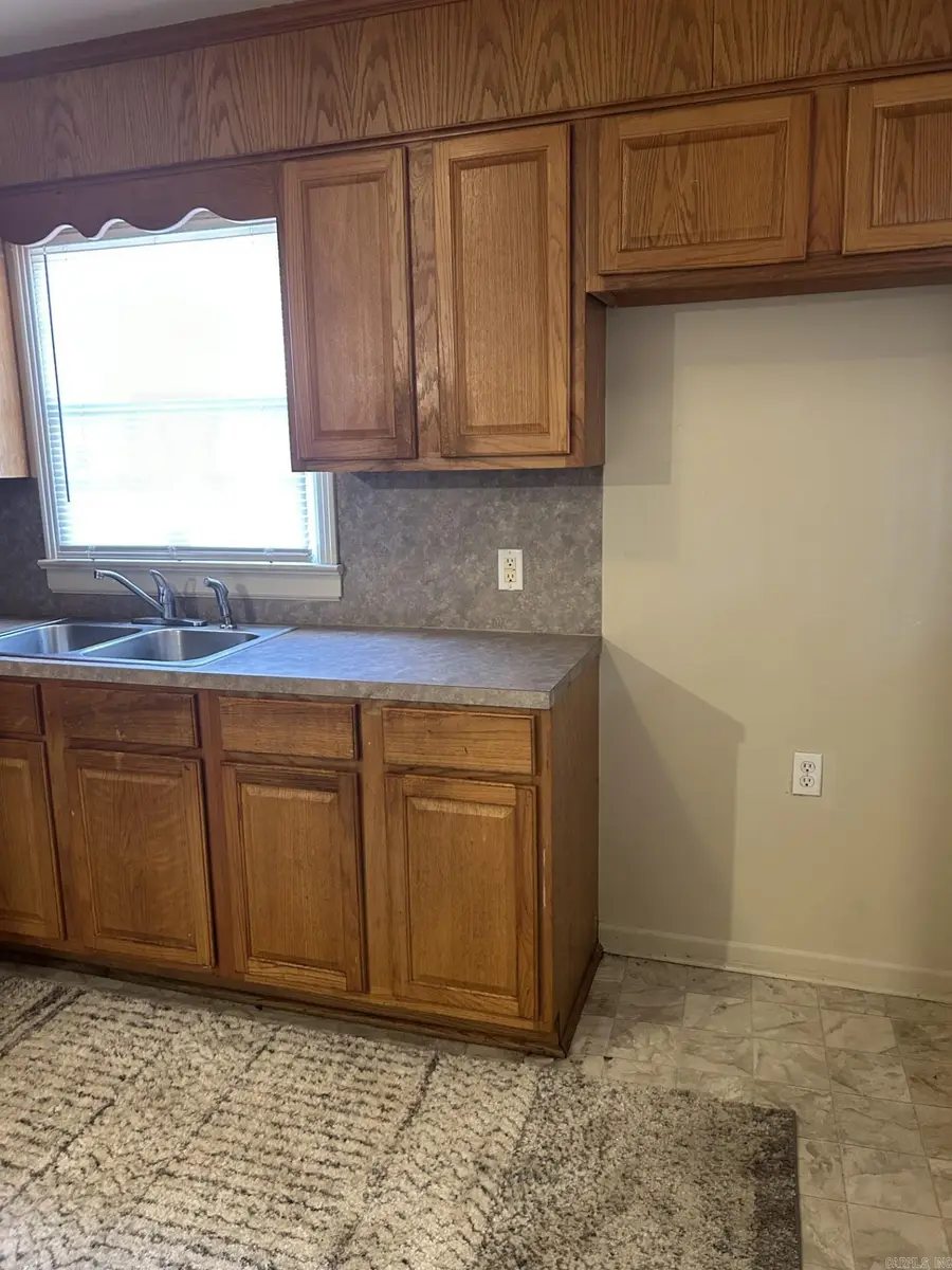 5 Phyllis Street, Pine Bluff, AR 71602 - Image #3