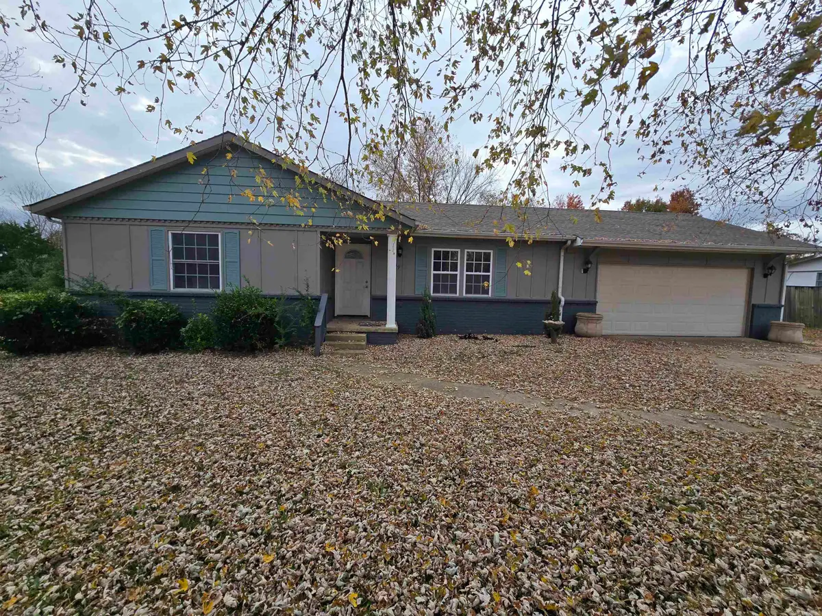 409 Bomber Blvd, Mountain Home, AR 72653 - Image #1