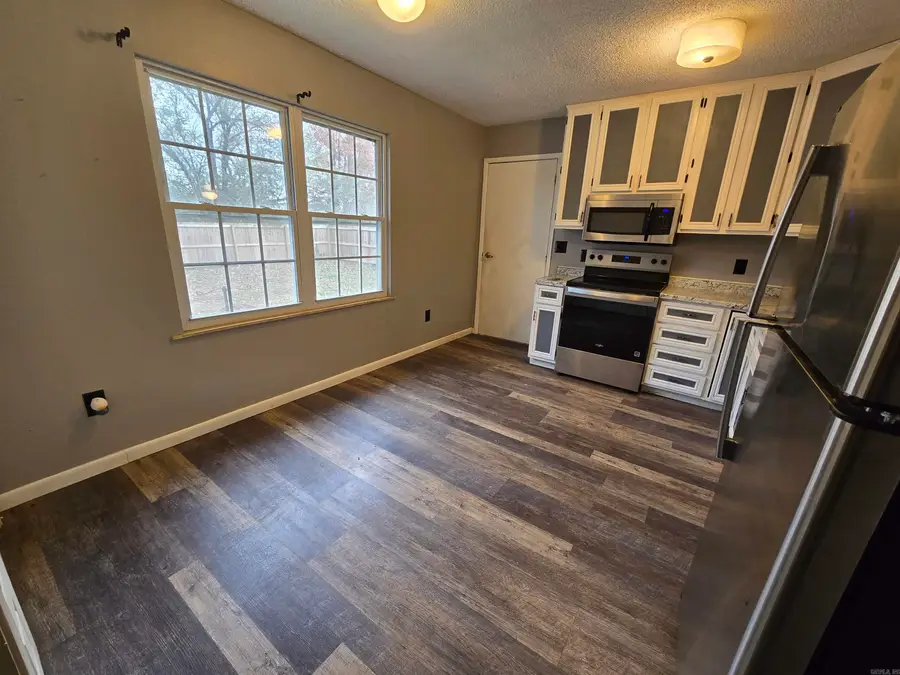 409 Bomber Blvd, Mountain Home, AR 72653 - Image #3