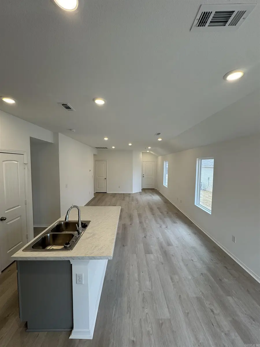 7040 Potomac Trail, Bauxite, AR 72011 - Image #3