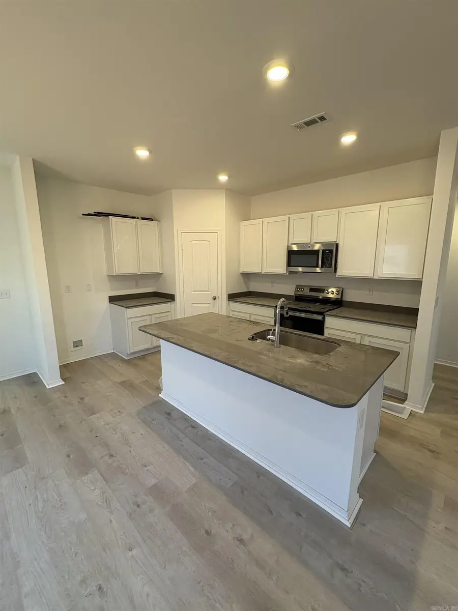 7057 Potomac Trail, Bauxite, AR 72011 - Image #3