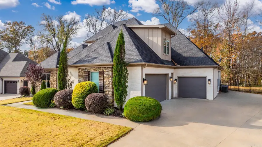 208 Lake Valley Drive, Maumelle, AR 72113 - Image #2