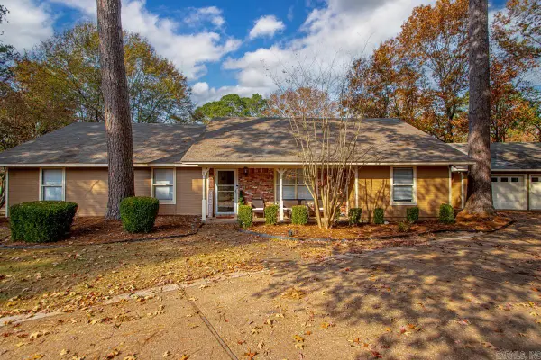 11 Hickory Court, Little Rock, AR 72210